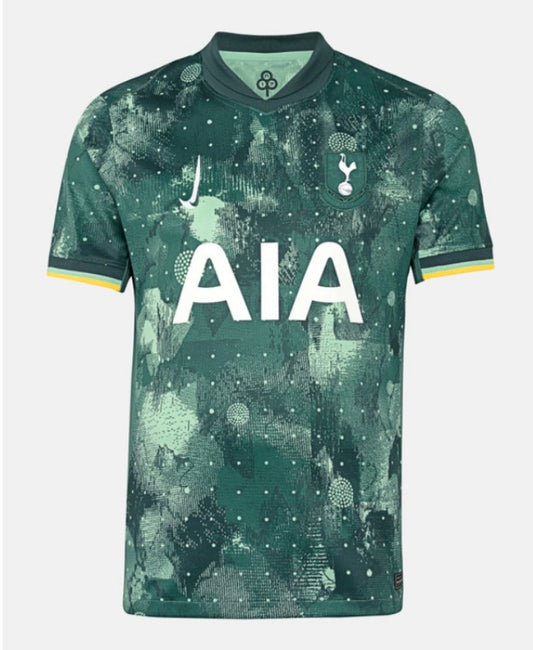 Spurs kit